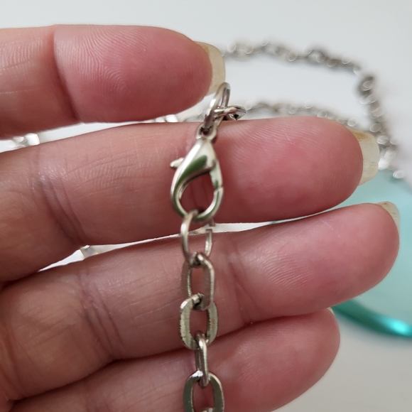 Clear Blueish Glass Pendant on Silver Tone Large Link Chain - Picture 14 of 16